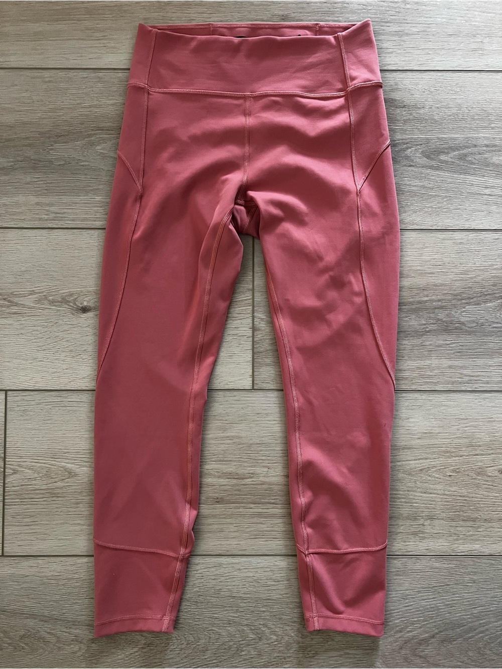 lululemon In Movement size 8, 25” length like new